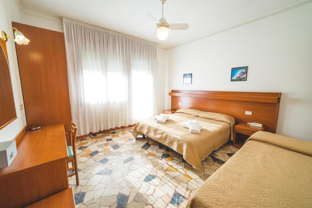 Hotel Grand Prix Sottomarina Luaran gambar