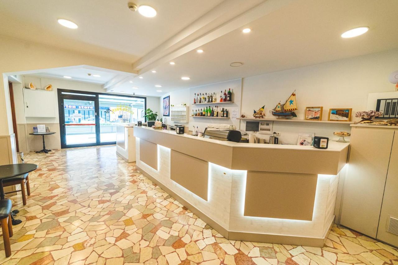 Hotel Grand Prix Sottomarina Luaran gambar